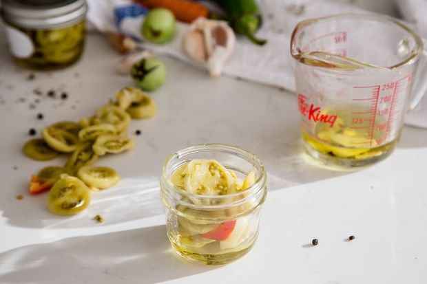 Italy's secret condiment: Pickled Green Tomatoes – Carla Azevedo